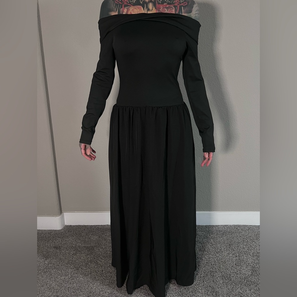 Drop shoulder maxi dress long sleeve